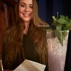 POV meeting a MILF on vacation and taking her home