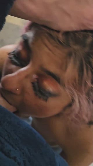 facefucking (now with eye contact!)
