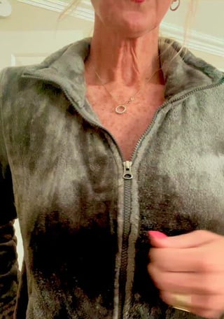 Nawty unzips