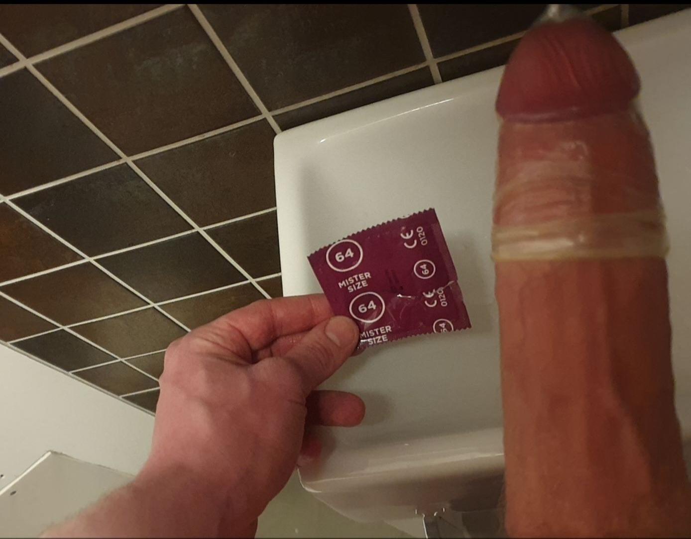 I thought these condoms were supposed to be big (27)