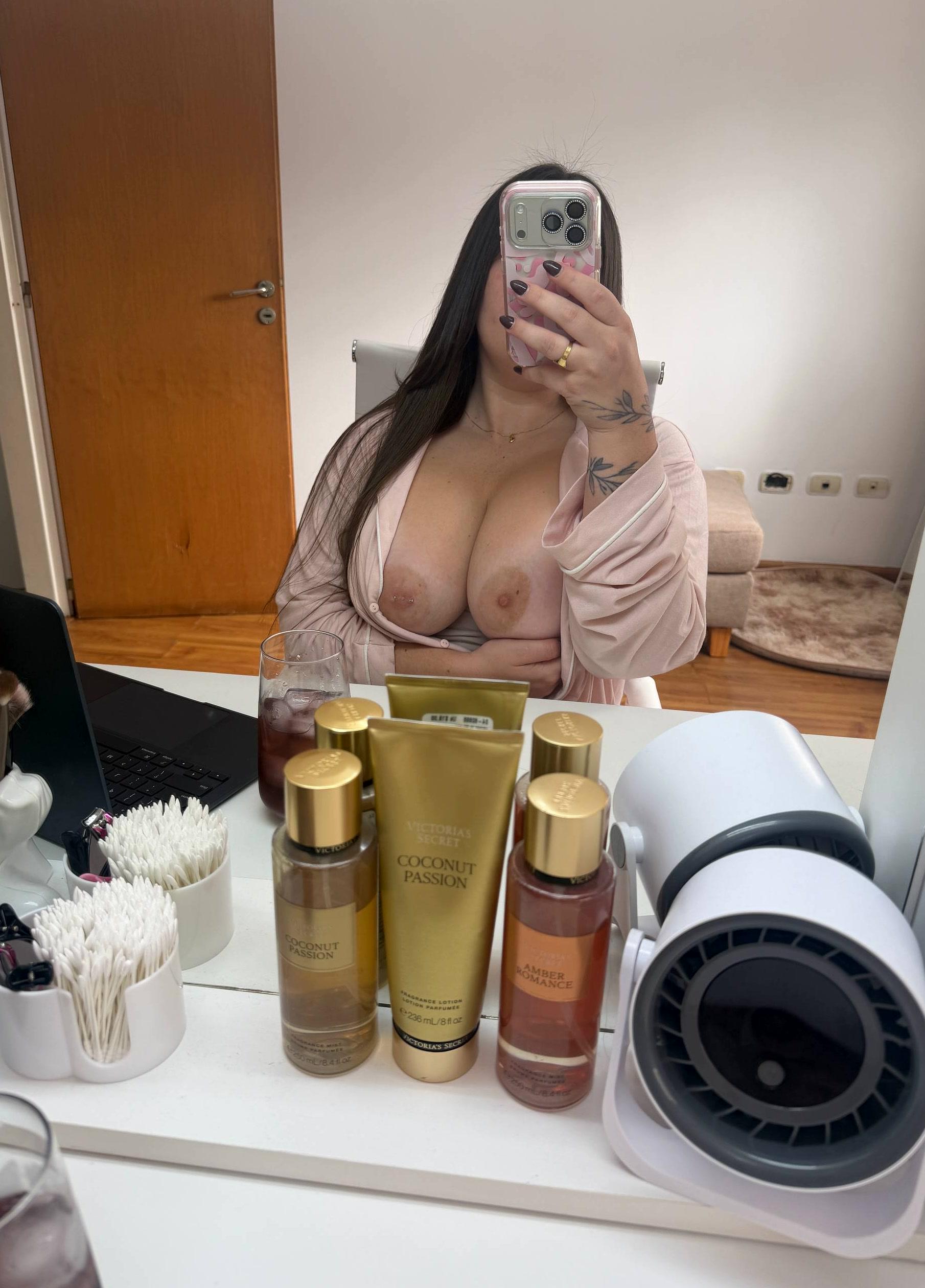 Married titties that deserve to be seen