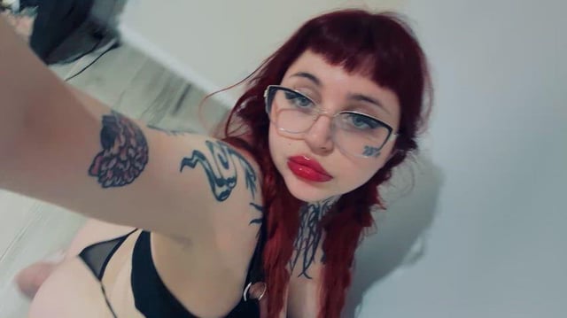 I need a good boy to use his face