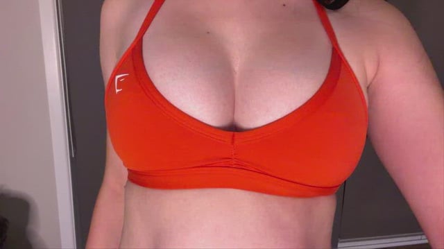 I just had to reveal my tits after the gym