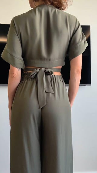 A wifey ready to be unwrapped.