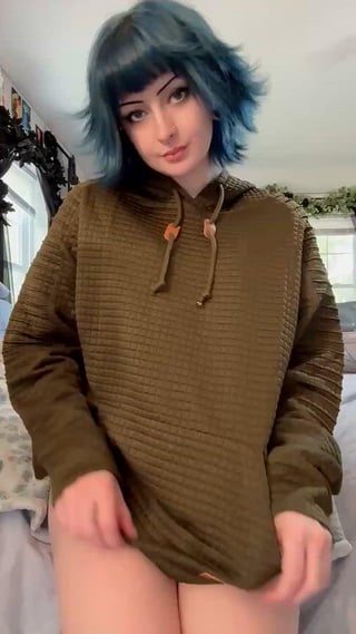Big boobs under the big hoodie ;)