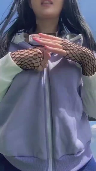 Giant Hinata boobs