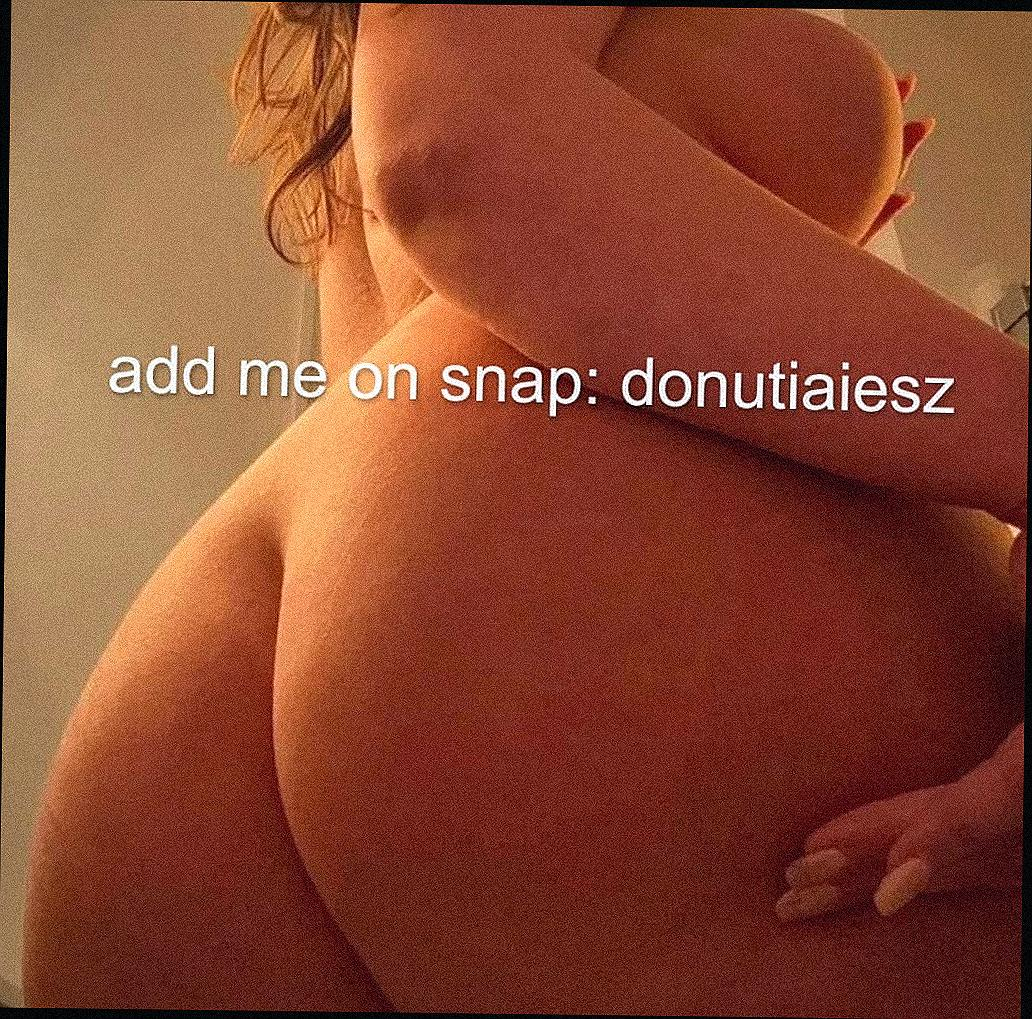mature, horny, and ready to play
