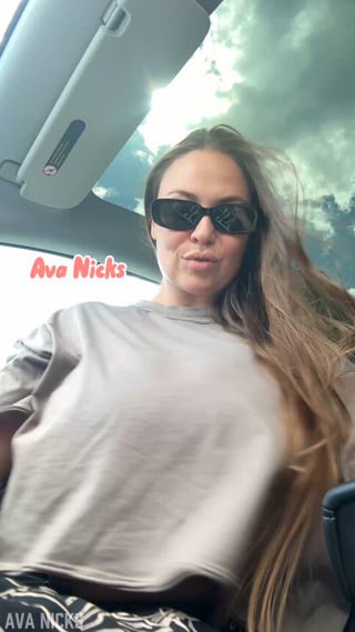Keep an eye out for these bouncy tits at a In-N-Out drive thru near you