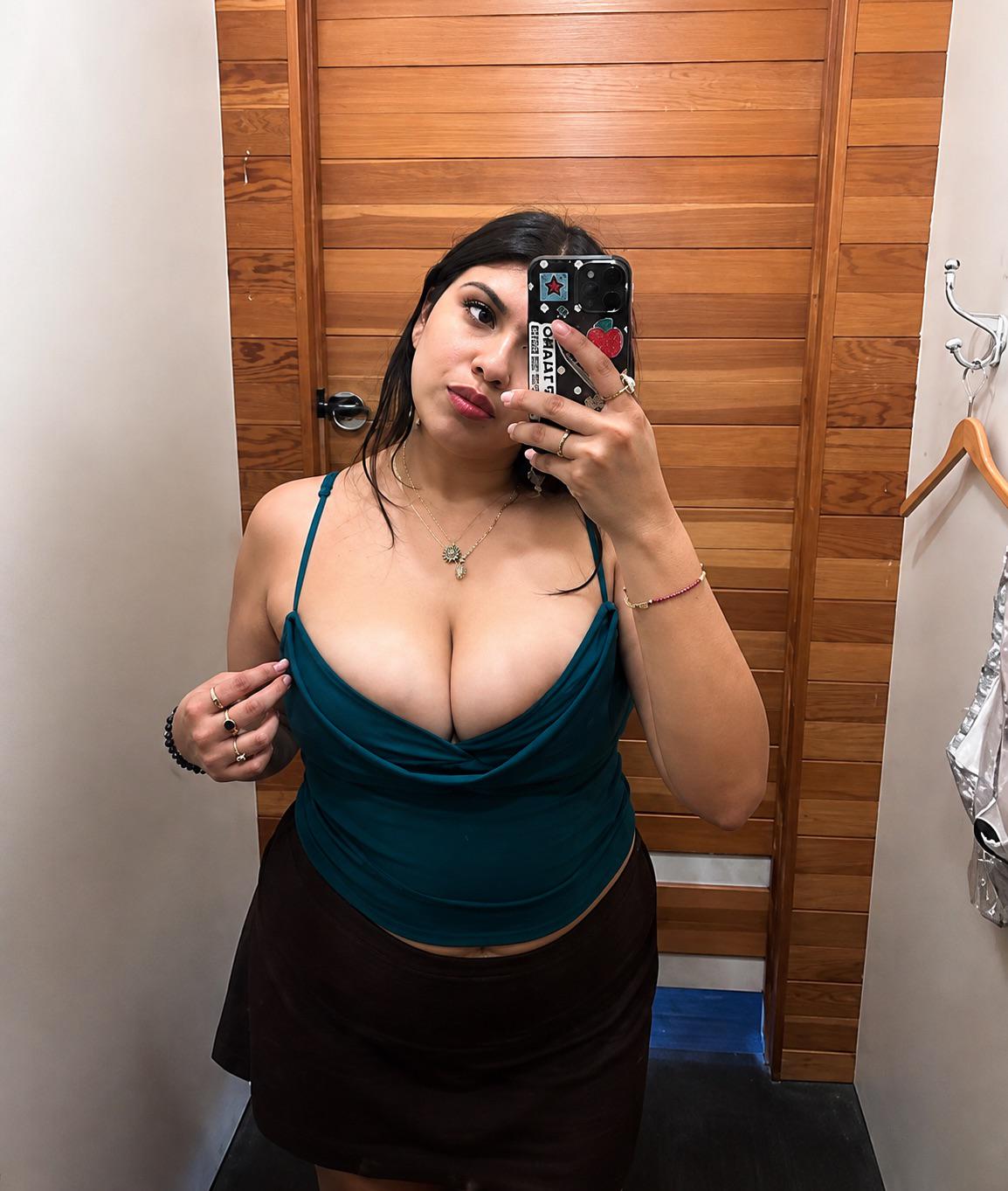 Can someone help me pick out an outfit