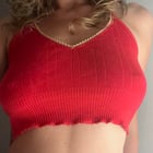 red or white top..?? (f)