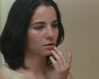 Martha Higareda – ‘Amar te duele’ (2002)
