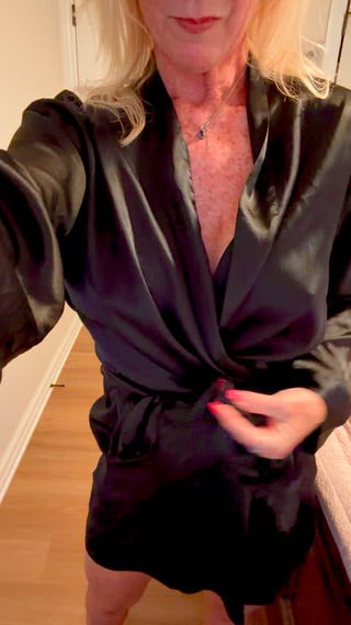 Nawty robe reveal