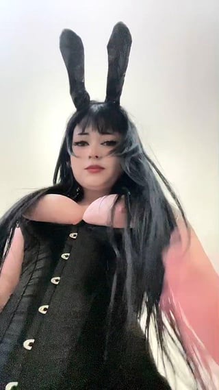Empty your balls inside of me