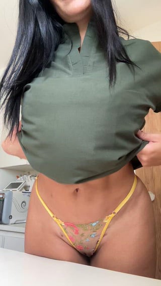 Are they large enough to suck on