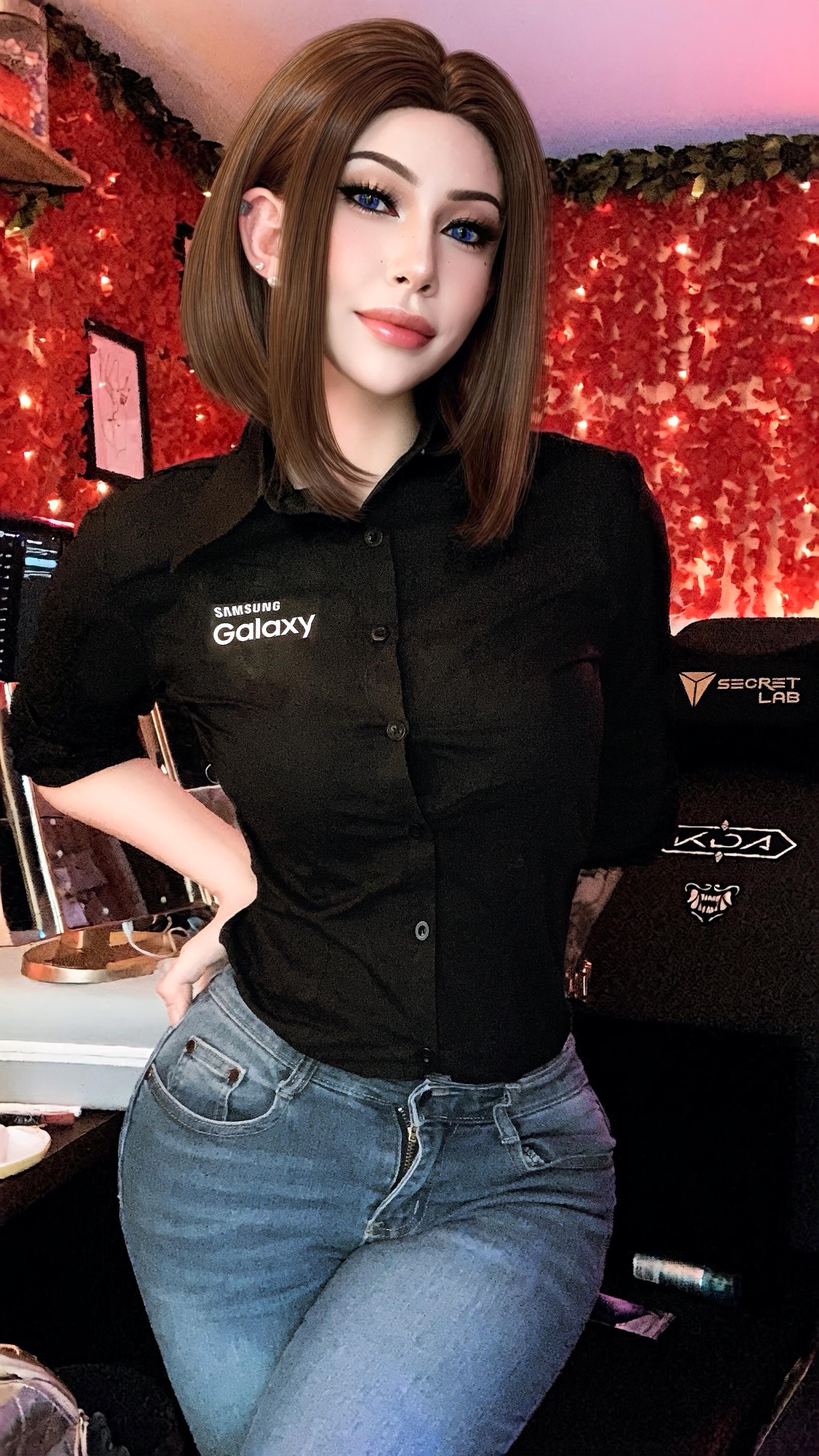 Samsung Sam cosplay by Felicia Vox