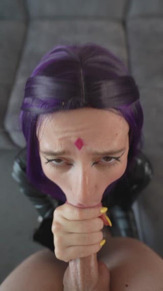 Fasial complements the cosplay look