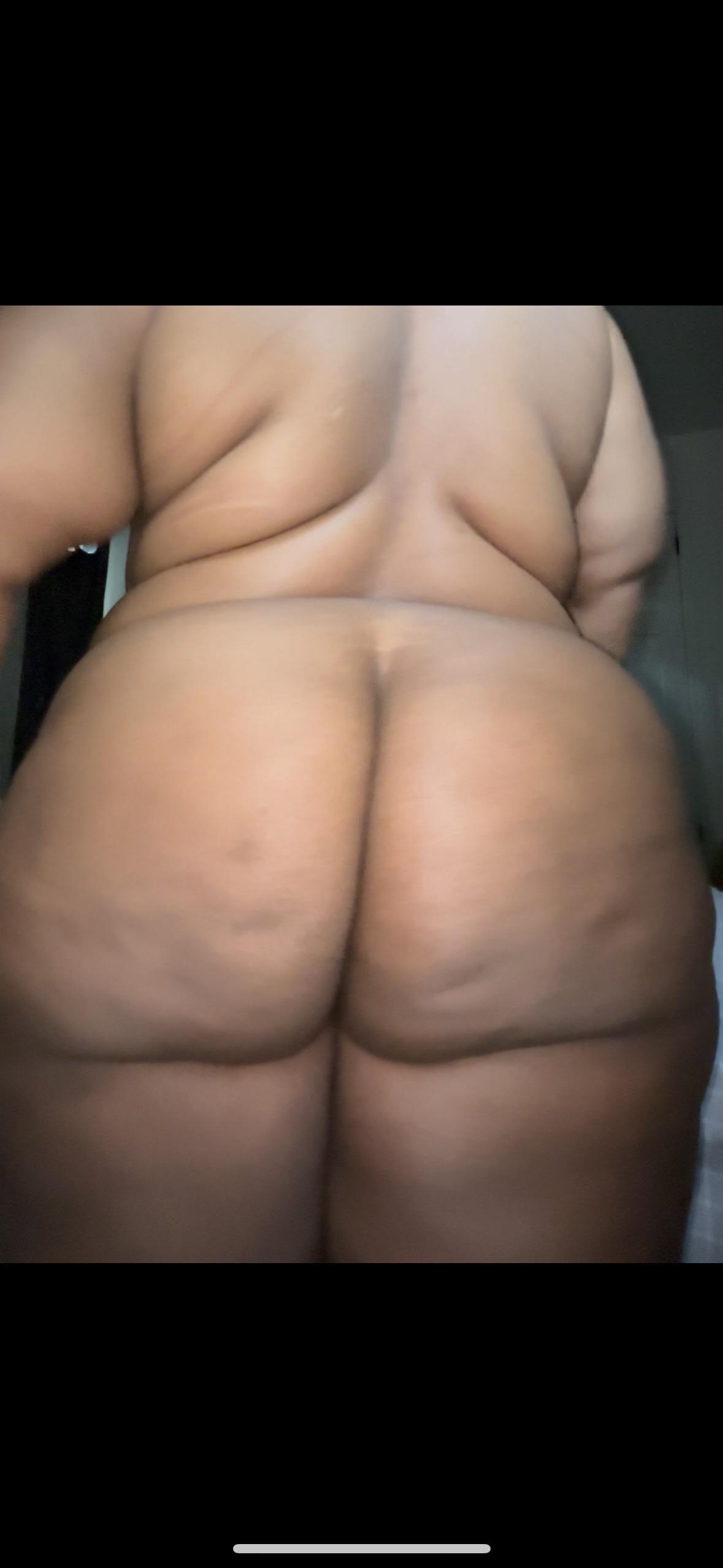 Woke up at 12am… decided to share my ass