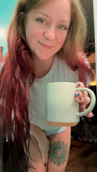 Come have coffee with the mom next door