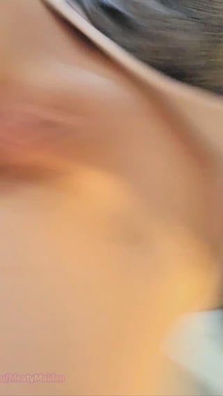 How long do you usually eat pussy for?