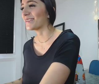 Fact: They’re Larger Than Her Head [Reveal]
