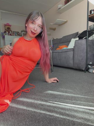 All eyes on me, daddy