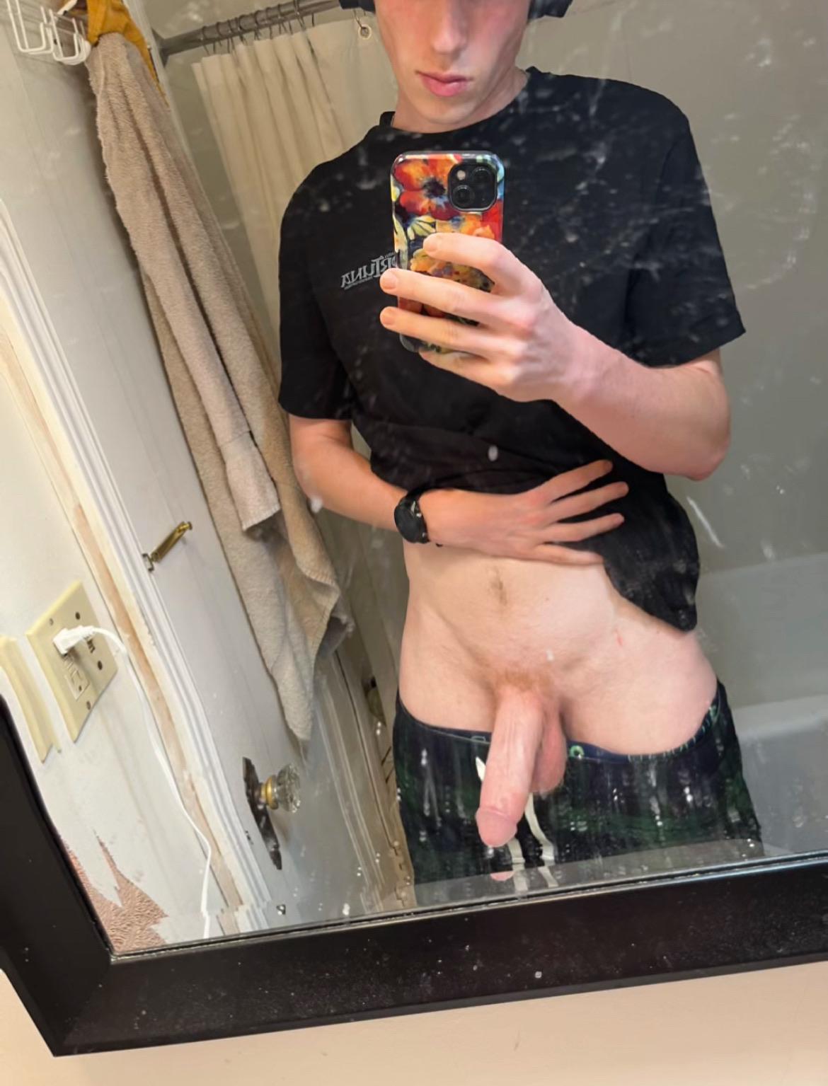 If you clean my mirror I’ll let you clean my thick college cock too (20)