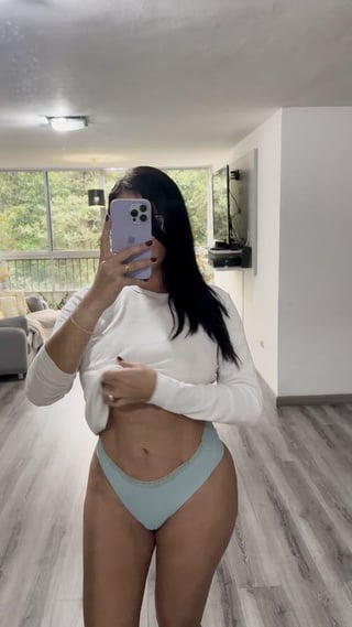 Average Latina milf slut