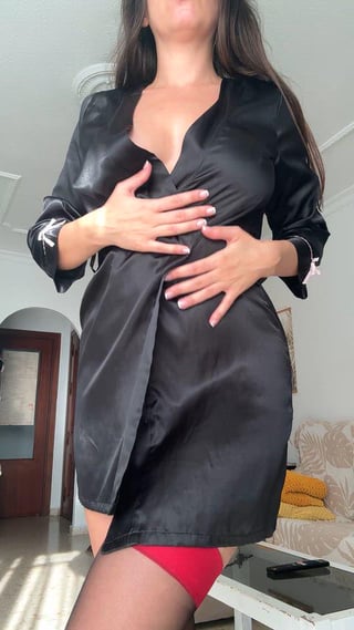 Pussy needs to be filled up