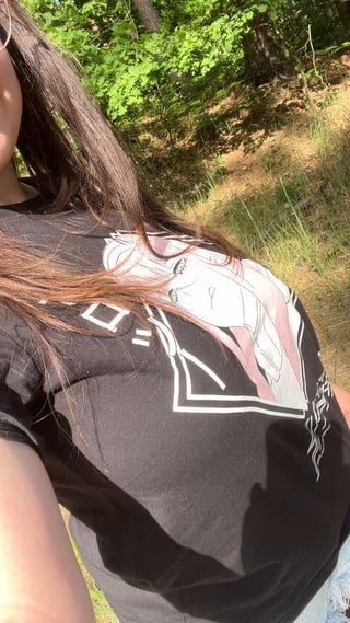 Casual park titty drop (;