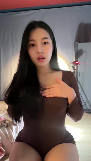 Would you tittyfuck these daily if I’m your girl?