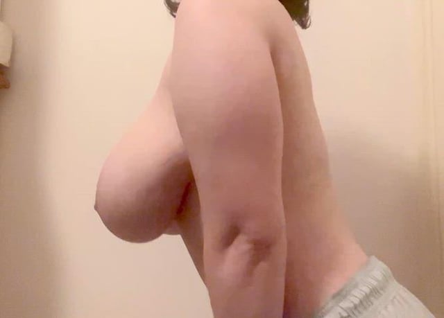 Side boob :p