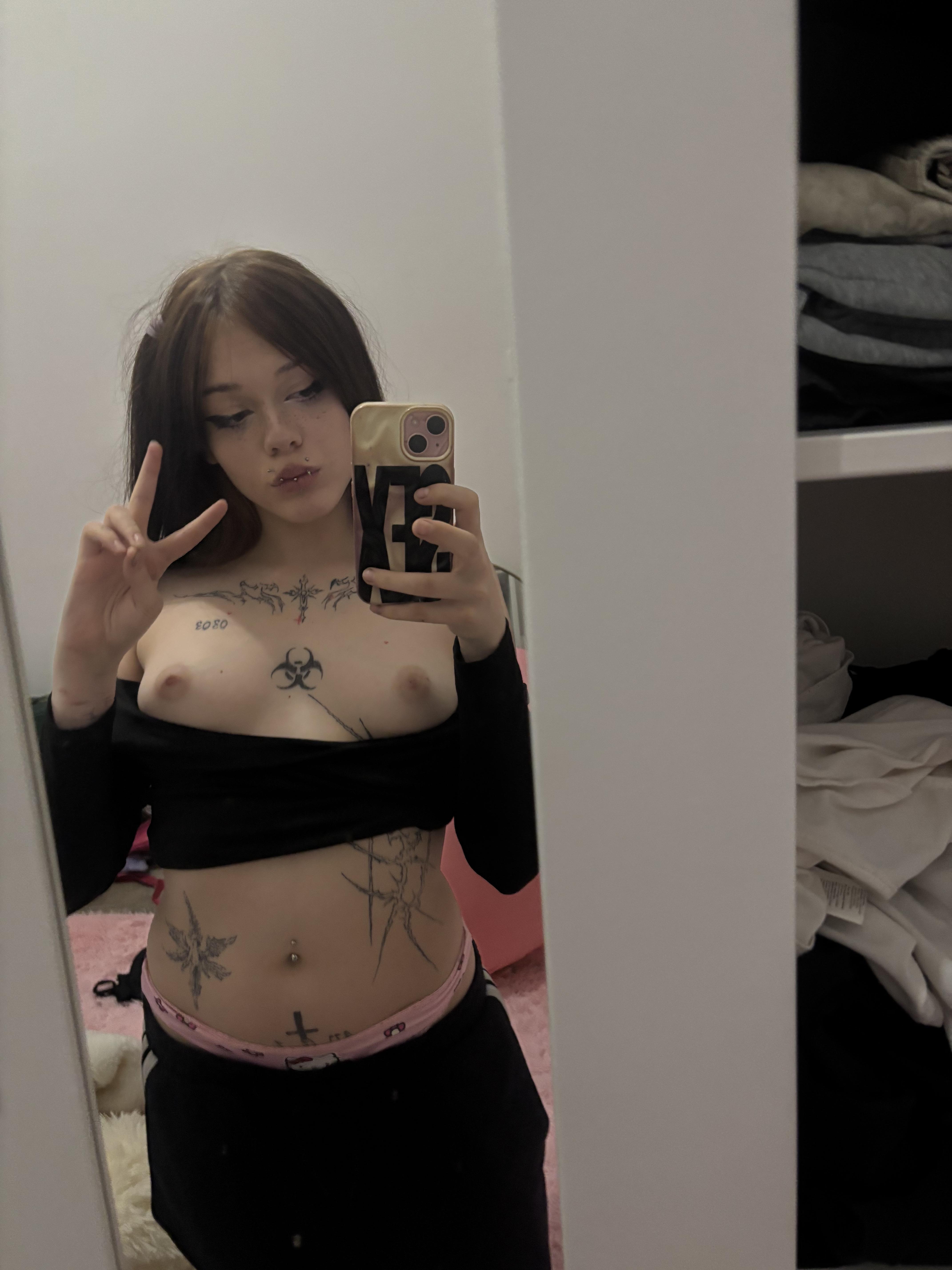 mirror pics with mirror tits