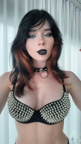 Titty reveal GOTH girl