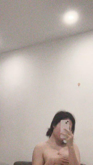 Good morning from this petite Asian girl