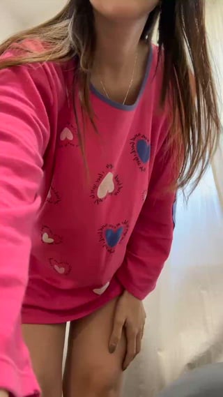 This is 30yo wife and mom of 3